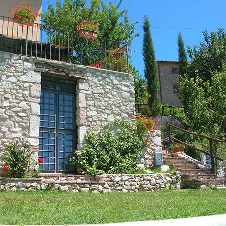 Agriturismo Roccagelli ヴァッロ・ディ・ネーラ エクステリア 写真