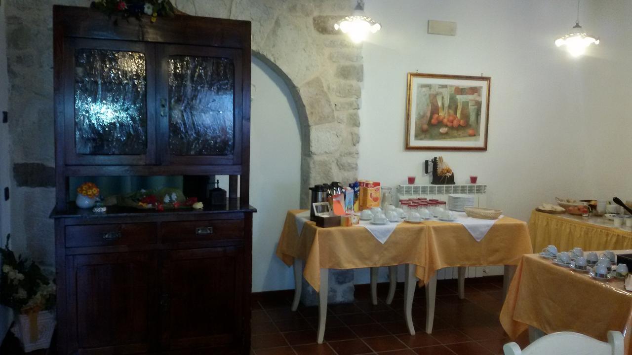 Agriturismo Roccagelli ヴァッロ・ディ・ネーラ エクステリア 写真